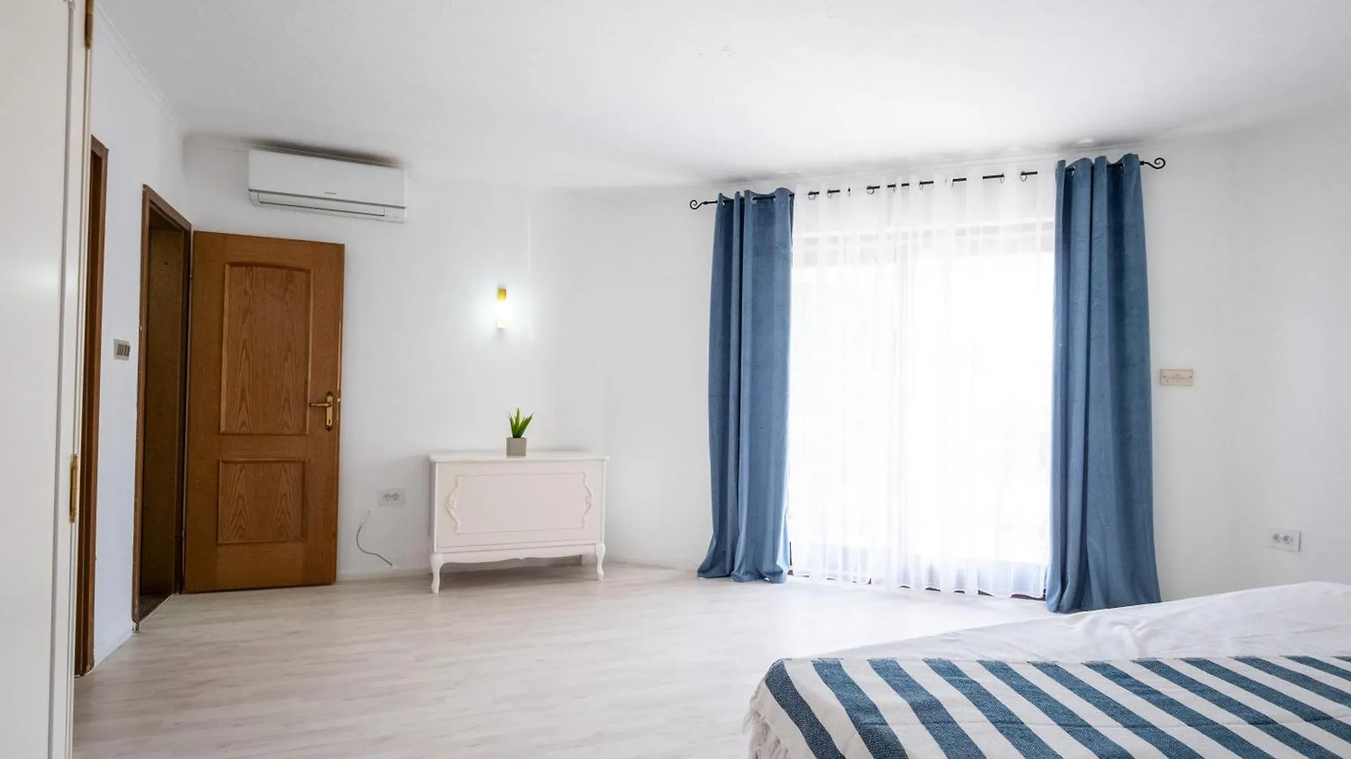 Сasa de vacaciones Villa Belvue - Big Pool & Private Parking - 500M Sea Medulin Croacia